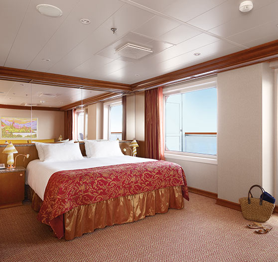 Grand suite interior on Carnival Dream.